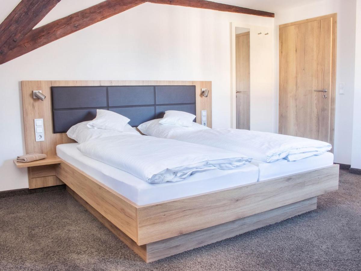 Gasthof Landhotel Hirsch Ostrach Exteriör bild